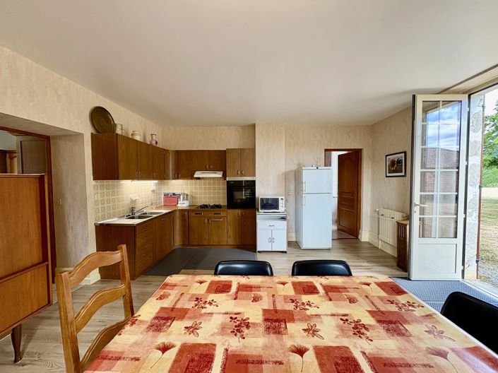 Image No.6-4 Bed Farmhouse for sale