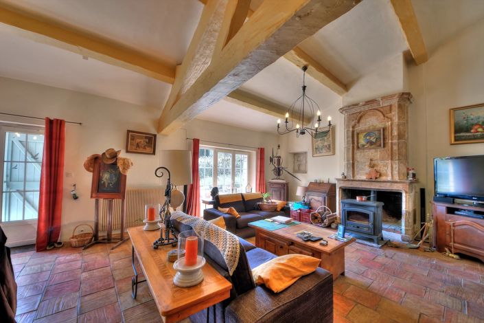 Image No.10-10 Bed House for sale