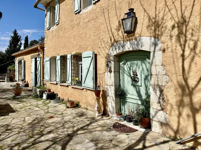 Image No.6-10 Bed House for sale