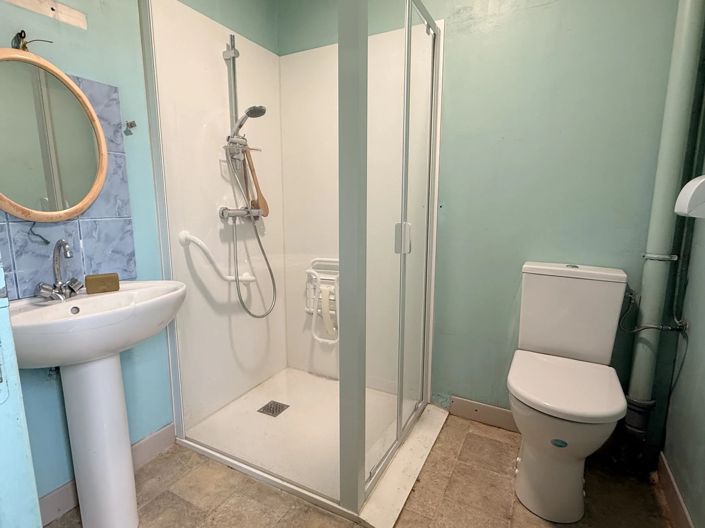 Image No.6-2 Bed House for sale