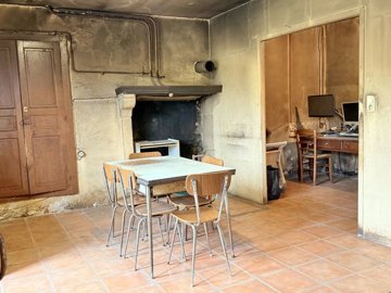 8ec0711509f68078f53a0b55f3d86cd39713c33a32192