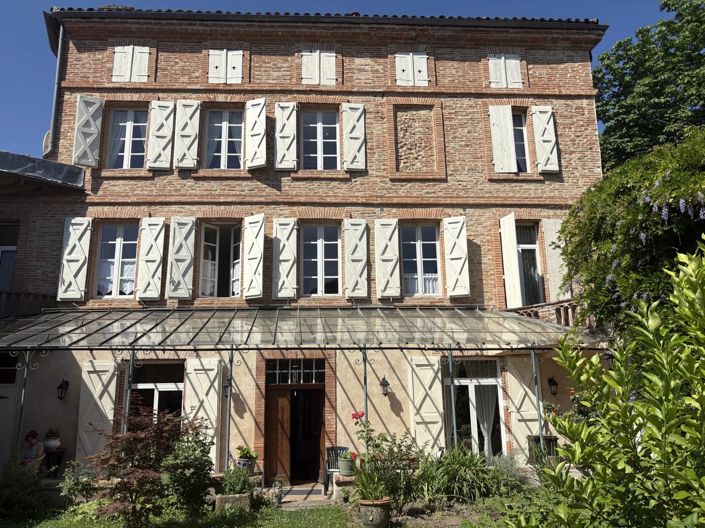Image No.1-7 Bed House for sale