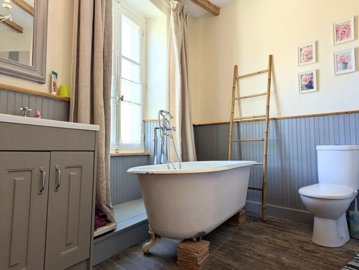 550ff29ec1d0e733303a651e23cff3a751c603f80d192