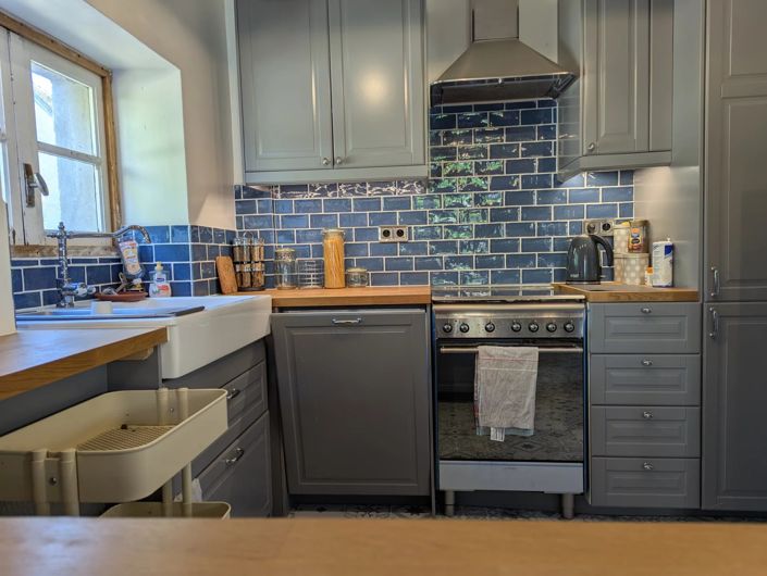 Image No.4-4 Bed Village House for sale