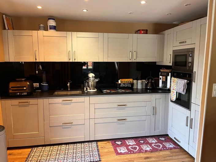 Image No.14-7 Bed House for sale