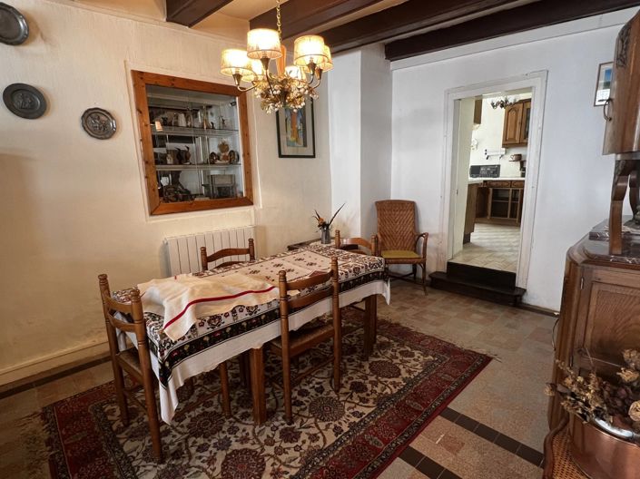 Image No.10-2 Bed House for sale