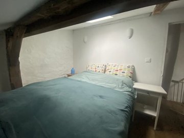 f961b70729e7e261cfcc6f420c2aac3c3b73fe7efa192