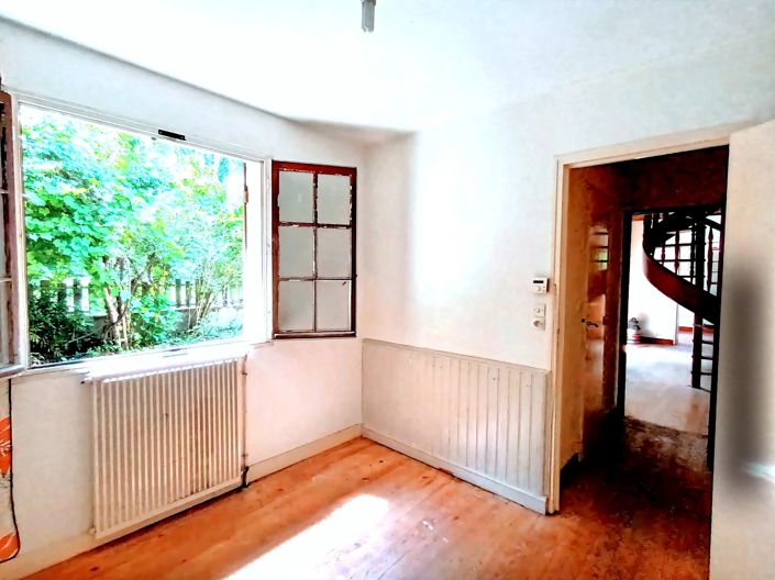 Image No.7-4 Bed House for sale