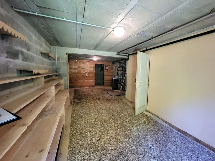 Image No.15-5 Bed House for sale