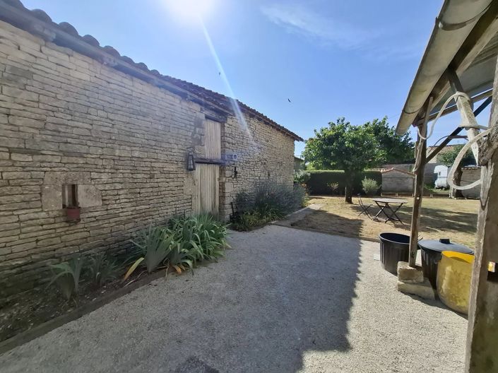 Image No.15-3 Bed Village House for sale