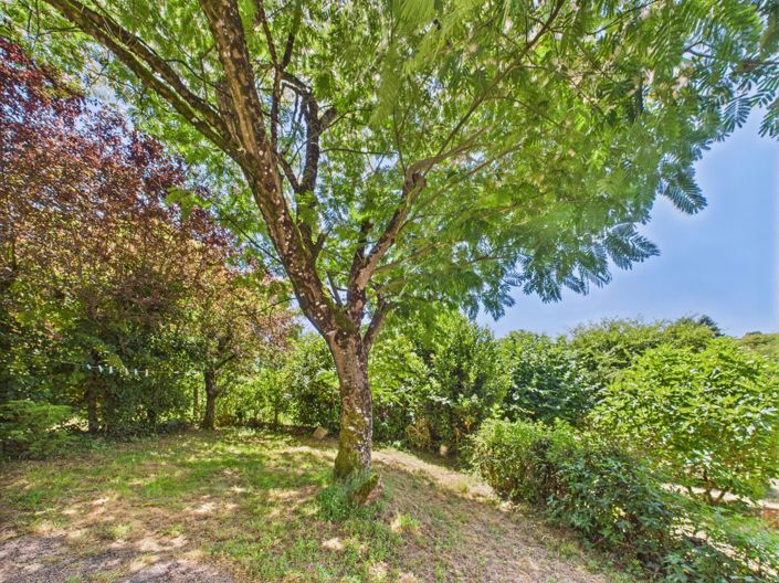 Image No.12-3 Bed Farmhouse for sale