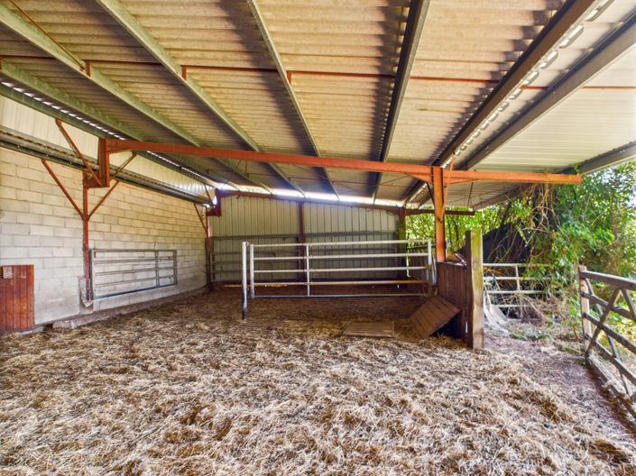 Image No.10-3 Bed Farmhouse for sale