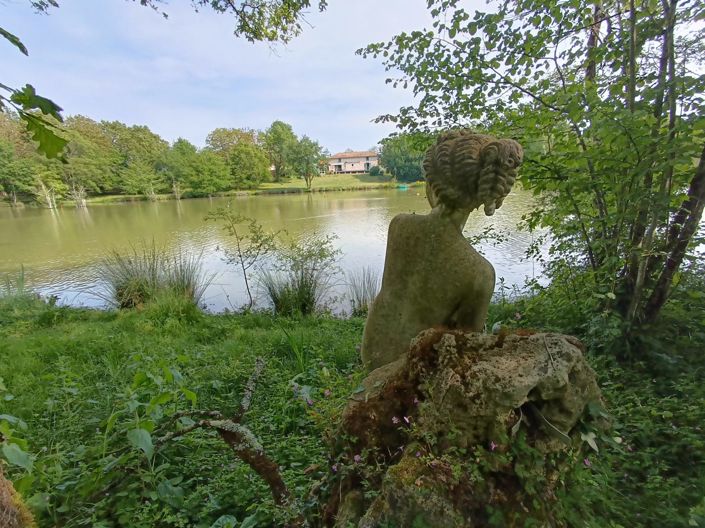 Image No.15-6 Bed House for sale