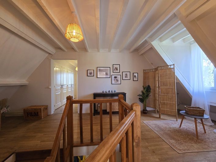 Image No.11-3 Bed House for sale