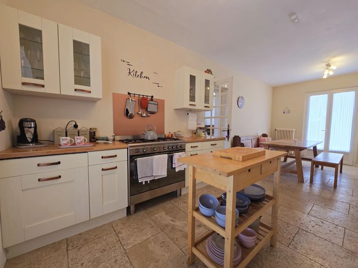 Image No.3-3 Bed House for sale
