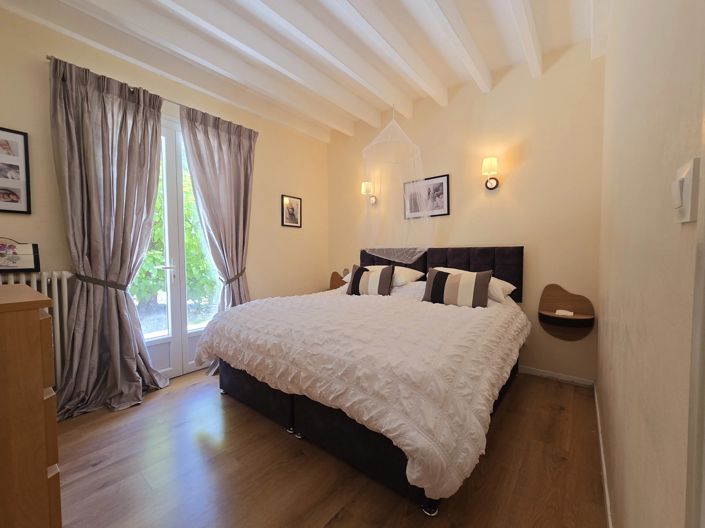 Image No.9-3 Bed House for sale