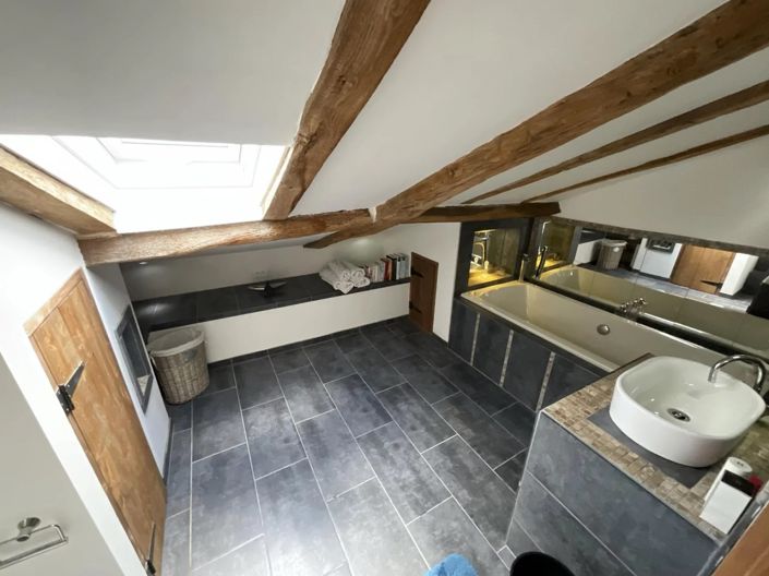 Image No.10-Grange de 6 chambres à vendre à Dordogne