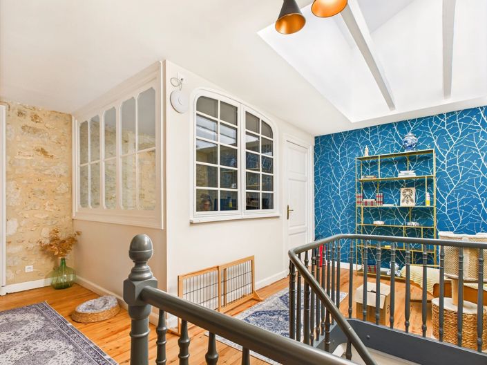 Image No.9-7 Bed House for sale