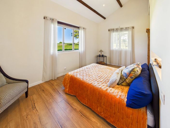 Image No.14-7 Bed House for sale