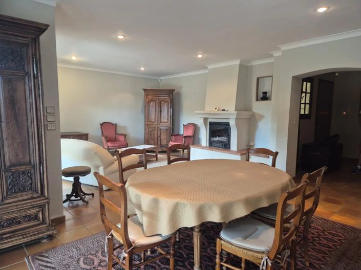 Image No.7-3 Bed House for sale