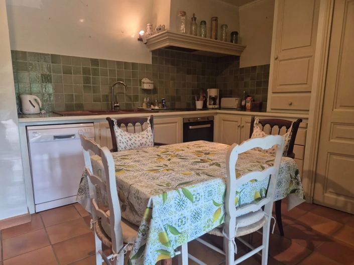 Image No.9-3 Bed House for sale