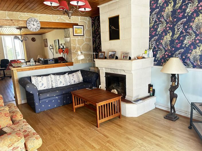 Image No.3-3 Bed House for sale