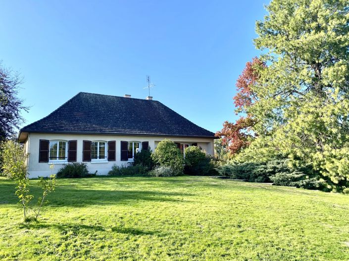 Image No.2-4 Bed House for sale