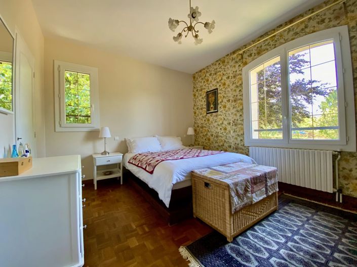 Image No.8-4 Bed House for sale