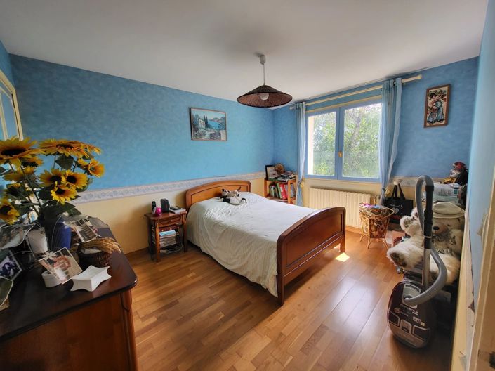 Image No.5-3 Bed House for sale