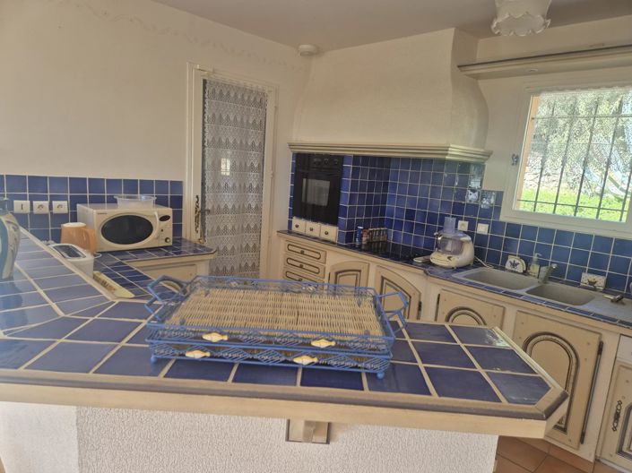 Image No.14-3 Bed House for sale