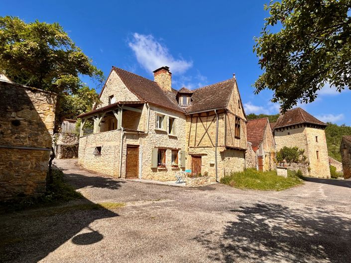 Image No.1-5 Bed Village House for sale