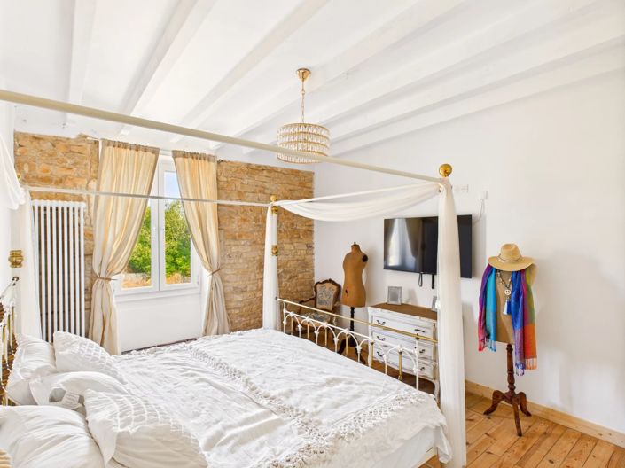 Image No.11-3 Bed Village House for sale