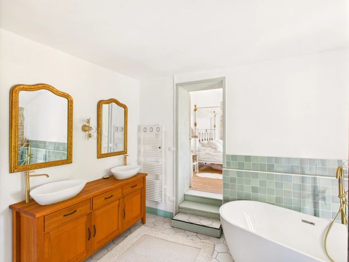 Image No.13-3 Bed Village House for sale