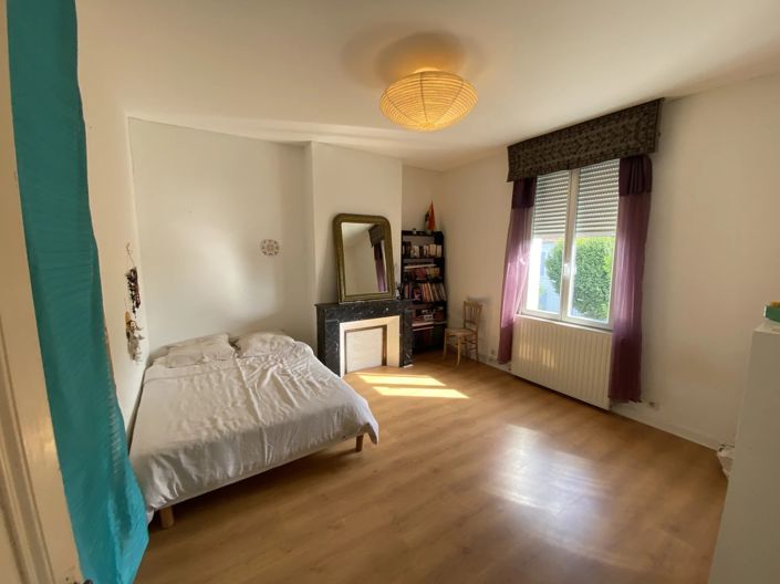 Image No.9-4 Bed House for sale