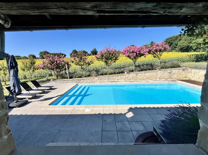 Image No.14-7 Bed House for sale