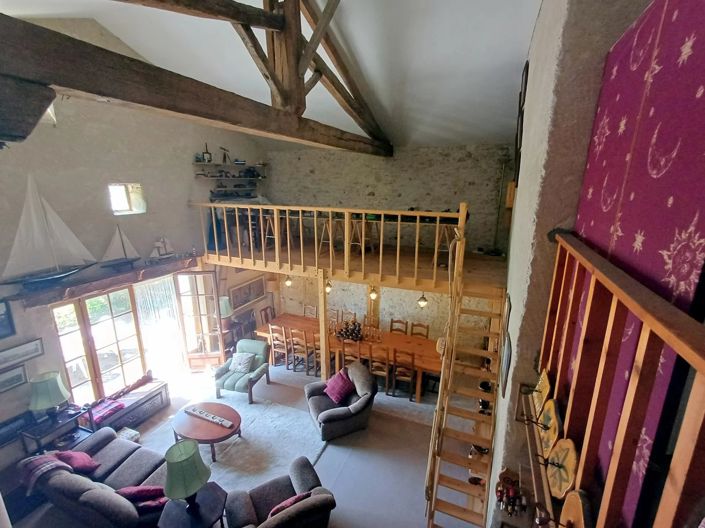 Image No.12-5 Bed House for sale