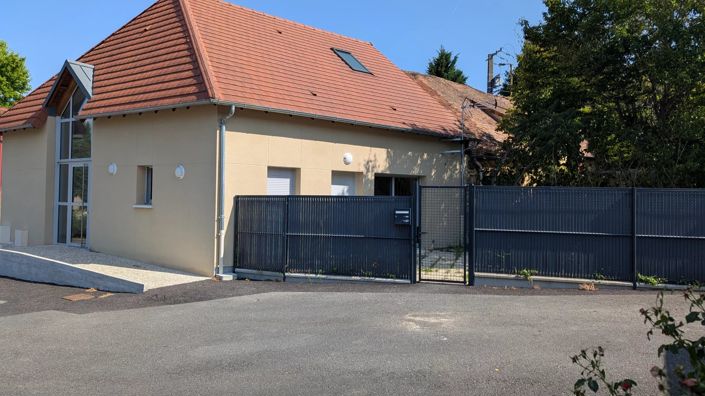 Image No.1-2 Bed House for sale