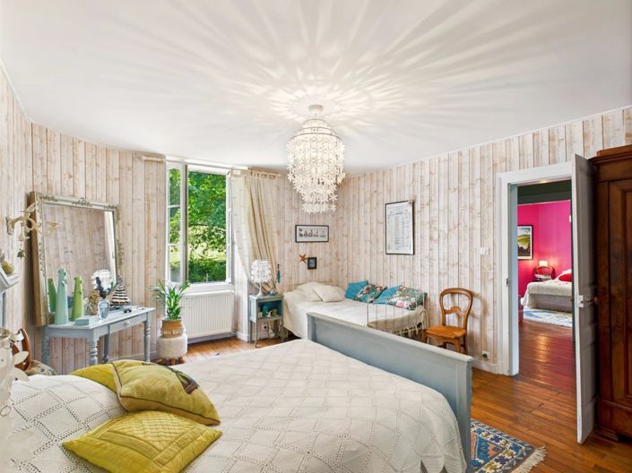 Image No.13-6 Bed House for sale