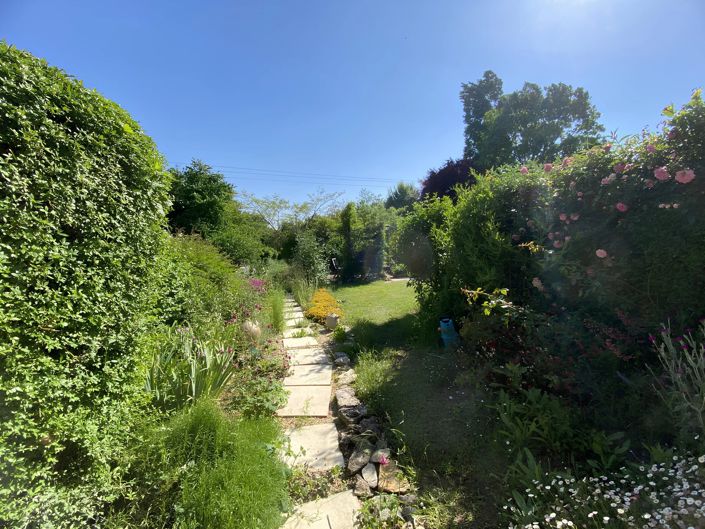 Image No.2-5 Bed House for sale