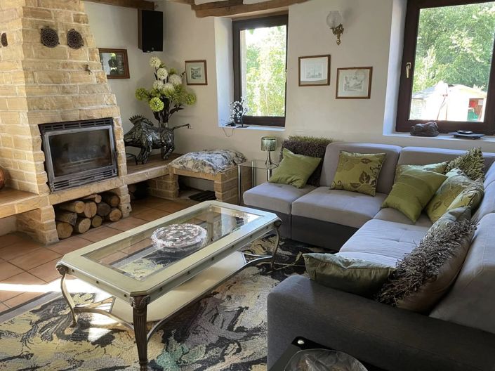 Image No.5-5 Bed House for sale