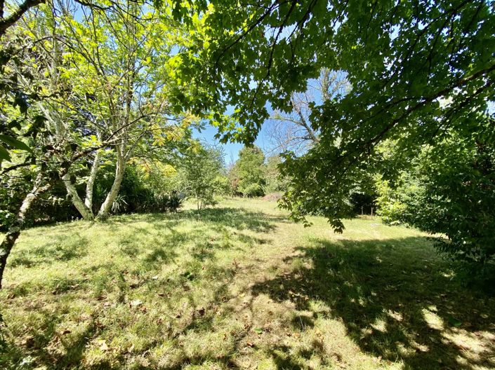 Image No.2-Maison de 2 chambres à vendre à Nouic