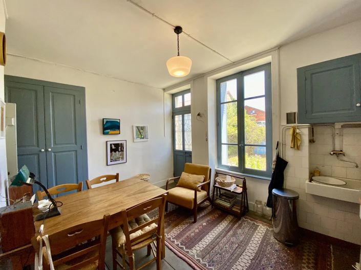 Image No.4-Maison de 2 chambres à vendre à Nouic