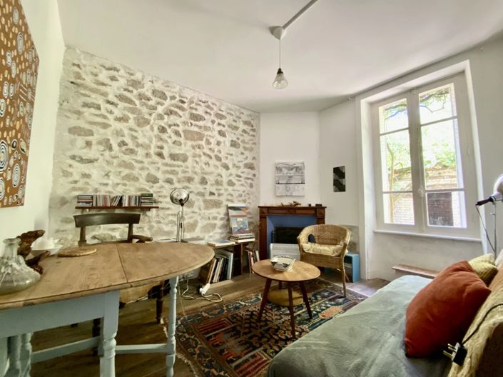 Image No.5-Maison de 2 chambres à vendre à Nouic