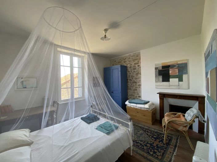 Image No.7-Maison de 2 chambres à vendre à Nouic