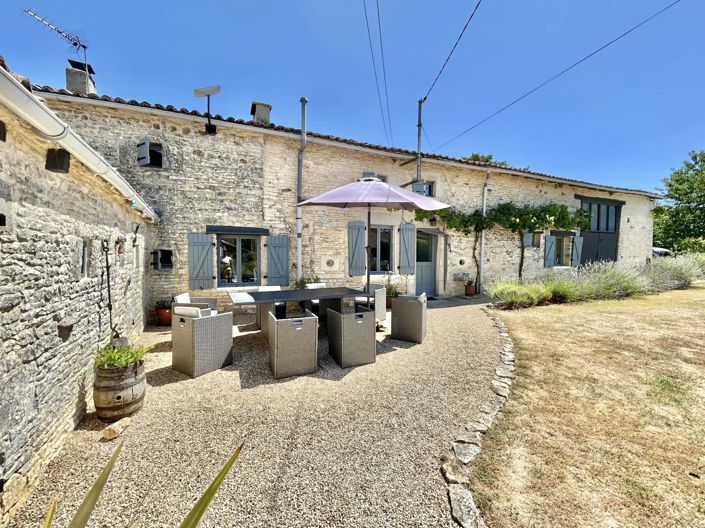 Image No.2-5 Bed Village House for sale