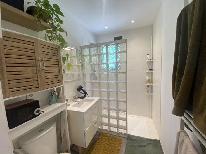 Image No.7-3 Bed House for sale