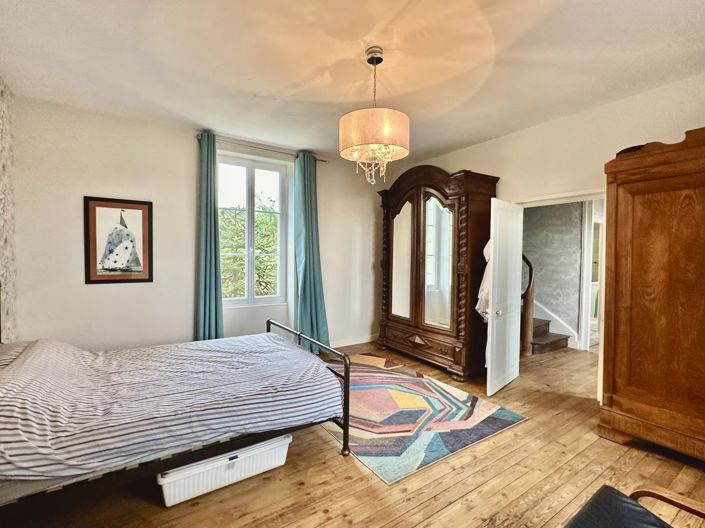 Image No.10-3 Bed Village House for sale