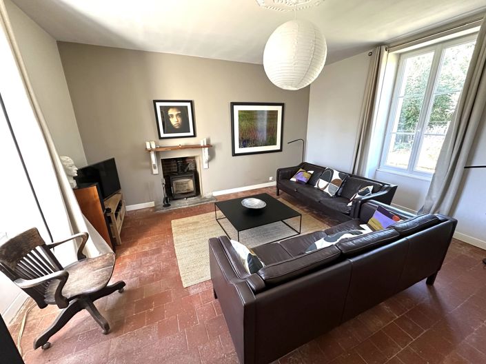 Image No.6-3 Bed Village House for sale