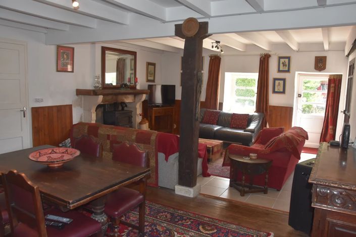 Image No.12-4 Bed House for sale