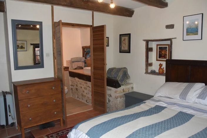 Image No.15-4 Bed House for sale